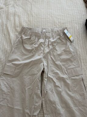 Zella Light Beige Cargo Pants with Elastic Waist
